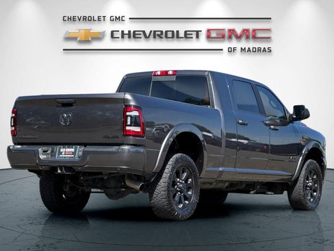 Used 2021 RAM 2500 Laramie w/ Night Edition image 3