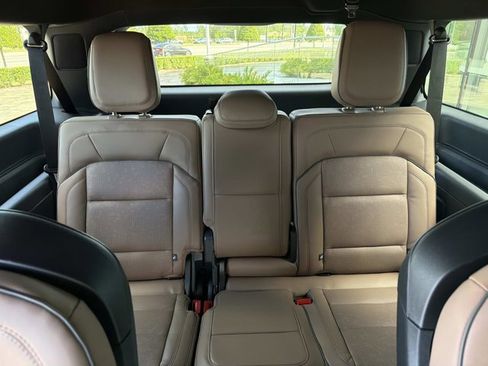 New 2026 Lincoln Navigator L Black Label AWD/4WD image 23