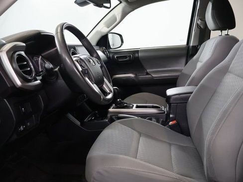 Certified 2022 Toyota Tacoma SR5 RWD image 13