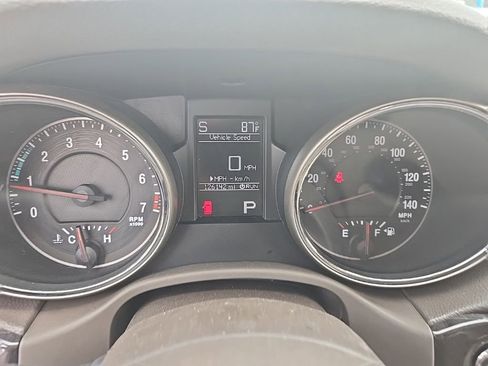 Used 2011 Jeep Grand Cherokee Laredo AWD/4WD image 16