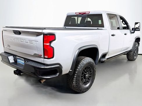 Certified 2024 Chevrolet Silverado 2500 ZR2 w/ Technology Package image 4