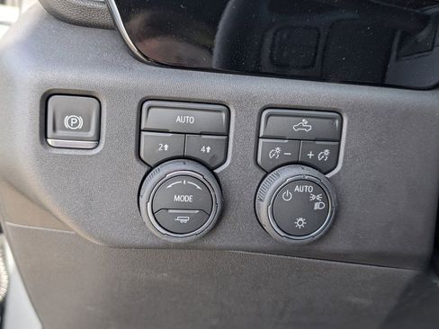 New 2026 Chevrolet Silverado 1500 LT image 19