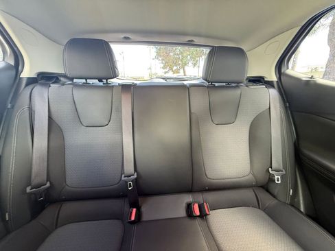 Used 2025 Buick Encore GX Preferred image 35