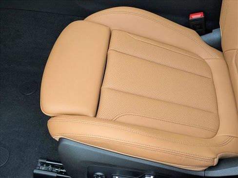 New 2026 BMW 330i xDrive Sedan w/ Premium Package image 4