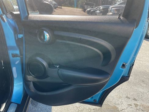 Used 2015 MINI Cooper 4-Door Hardtop FWD image 22