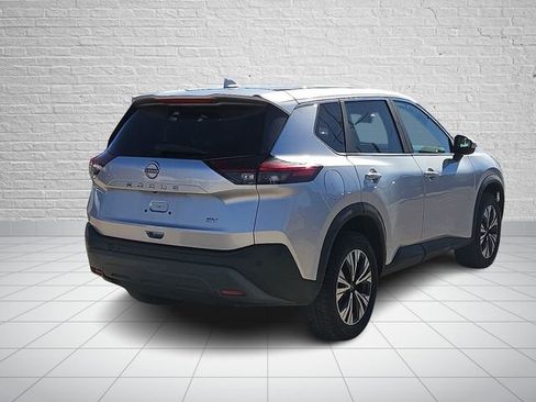 Used 2023 Nissan Rogue SV image 4