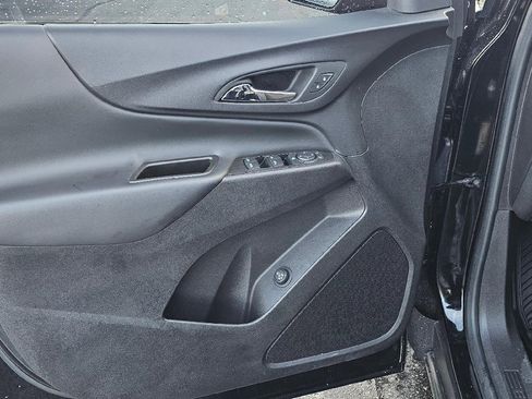 Used 2024 Chevrolet Equinox LT image 9