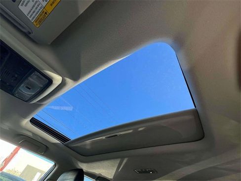 Used 2020 Toyota 4Runner Limited image 35