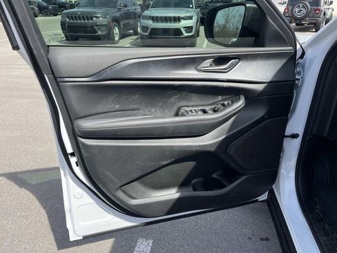 New 2026 Jeep Grand Cherokee Laredo image 20