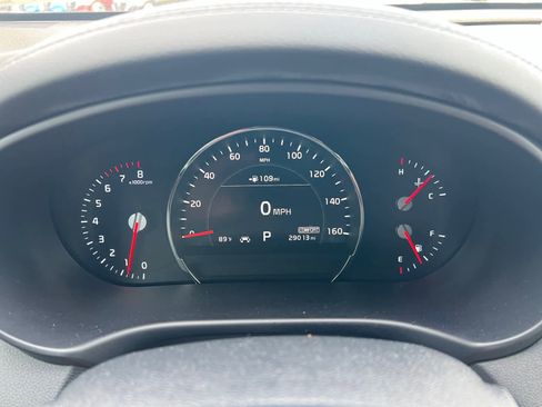 Used 2019 Kia Sorento SX image 24