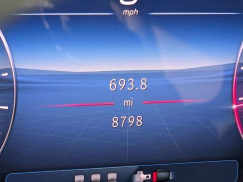 Certified 2025 Mercedes-Benz GLC 300 image 11