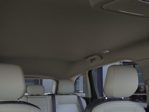 New 2026 Lincoln Nautilus Premier AWD/4WD image 22