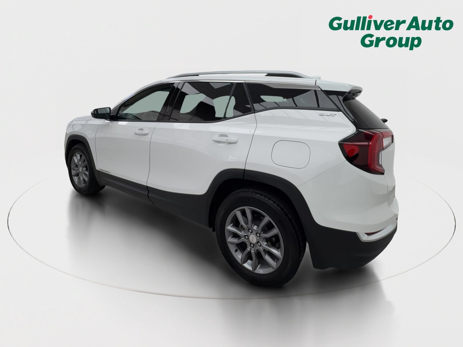Used 2024 GMC Terrain SLT FWD image 4