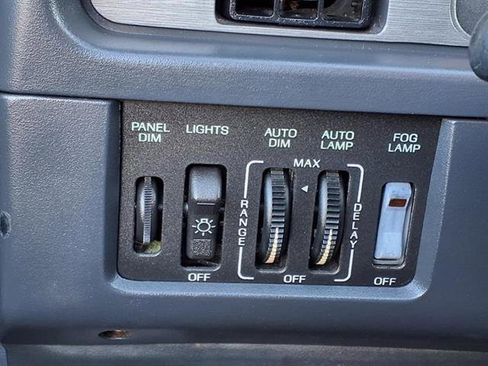 Used 1988 Ford Thunderbird Turbo U image 8