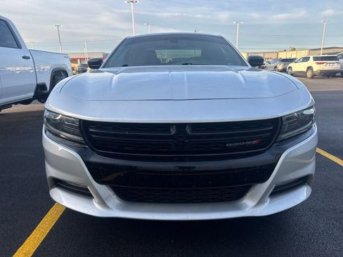 Used 2023 Dodge Charger SXT AWD/4WD image 4