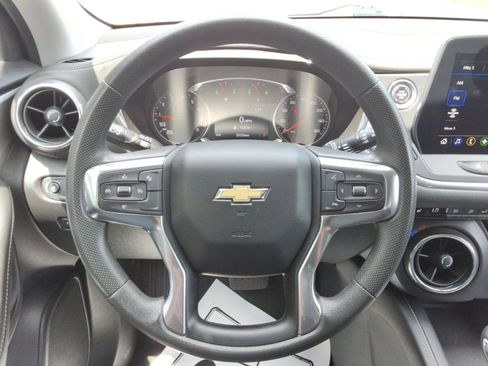 Used 2024 Chevrolet Blazer LT AWD/4WD image 11
