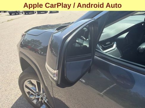Used 2020 Toyota RAV4 XLE Premium AWD/4WD image 7