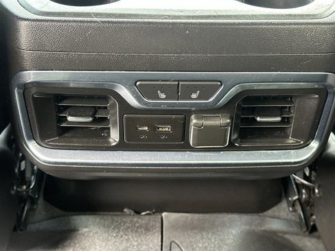 Used 2023 GMC Sierra 3500 AT4 w/ AT4 Preferred Package AWD/4WD image 14