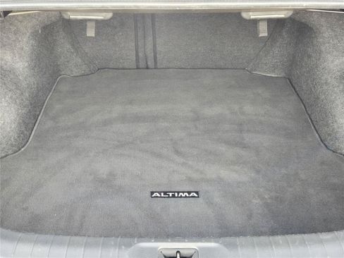 Used 2019 Nissan Altima 2.5 SV FWD image 30