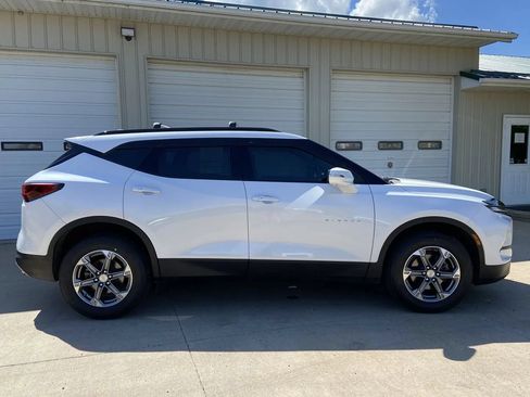 Used 2023 Chevrolet Blazer LT w/ Sound & Technology Package AWD/4WD image 8