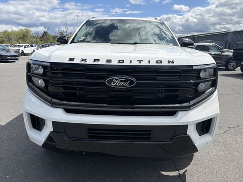 New 2026 Ford Expedition Max Platinum AWD/4WD image 9