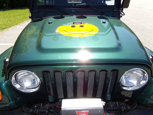 Used 2000 Jeep Wrangler Sahara image 3