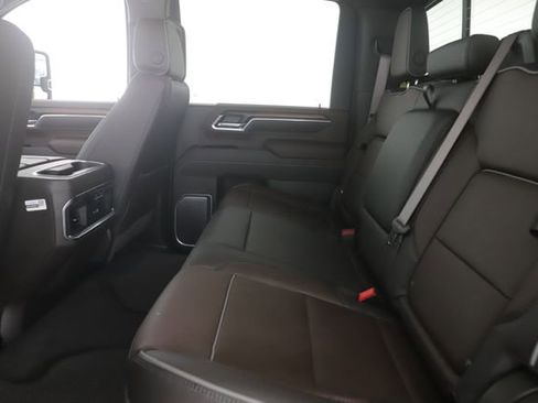 Used 2026 GMC Sierra 3500 Denali w/ Denali Reserve Package AWD/4WD image 29