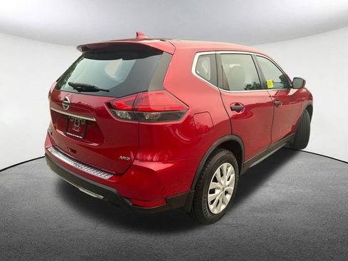Used 2017 Nissan Rogue S AWD/4WD image 14