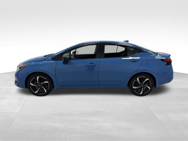Used 2025 Nissan Versa SR w/ Trunk Package FWD image 3