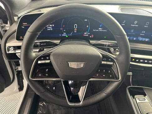 Used 2024 Cadillac Lyriq Sport RWD image 14