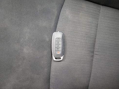 Used 2024 Nissan Sentra SV w/ All-Weather Package FWD image 32