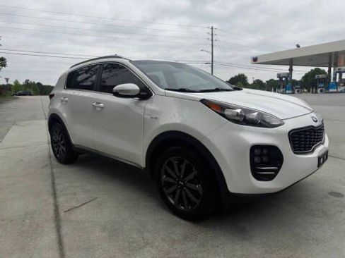 Used 2018 Kia Sportage EX AWD/4WD image 3