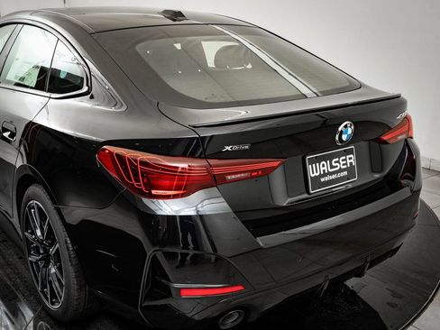 New 2026 BMW 430i xDrive w/ M Sport Package image 18