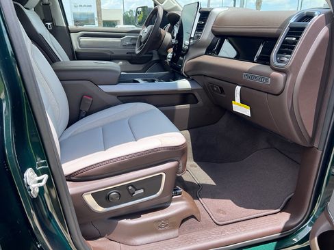 New 2026 RAM 1500 Laramie AWD/4WD image 16
