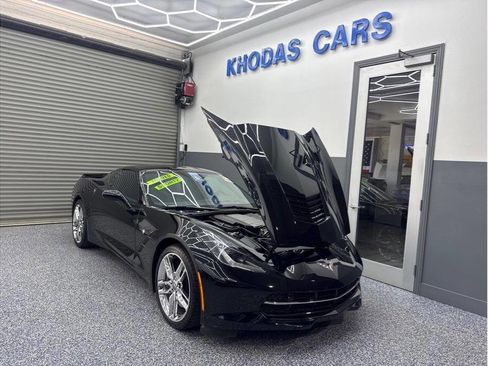 Used 2016 Chevrolet Corvette Stingray Coupe w/ 2LT Preferred Equipment Group RWD image 25