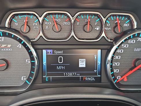 Used 2017 Chevrolet Silverado 1500 LTZ Z71 w/ LTZ Plus Package AWD/4WD image 33