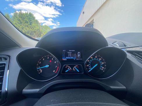 Used 2016 Ford Escape Titanium AWD/4WD image 16