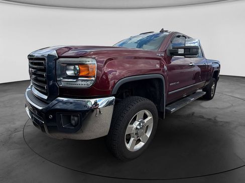 Used 2016 GMC Sierra 2500 SLT w/ Duramax Plus Package AWD/4WD image 3