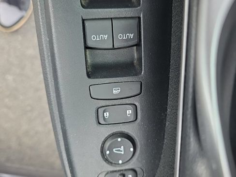 Used 2018 Honda CR-V EX image 12