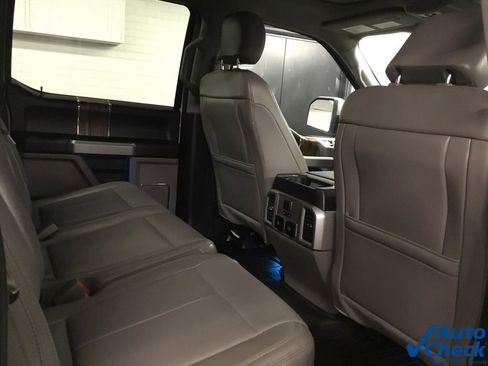 Used 2018 Ford F150 Lariat w/ Equipment Group 502A Luxury image 40