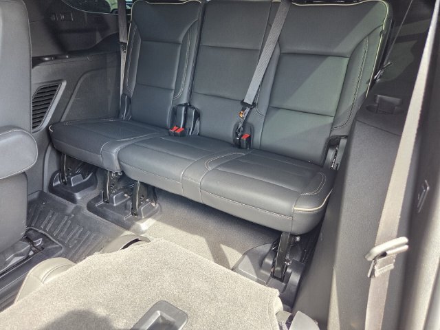 Certified 2025 Chevrolet Tahoe Premier RWD image 11