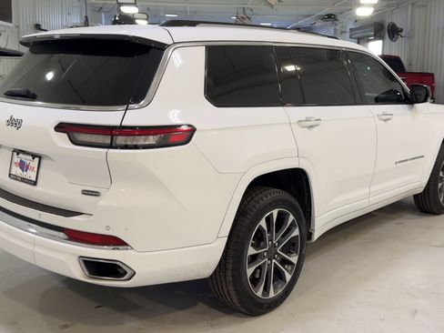 Used 2023 Jeep Grand Cherokee L Overland w/ Rear Seat Video Group I image 9