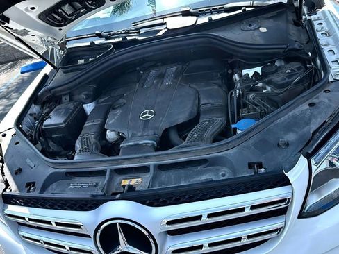 Used 2018 Mercedes-Benz GLS 450 4MATIC w/ Premium Package image 23