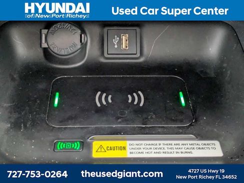 Used 2024 Toyota RAV4 AWD Hybrid image 26