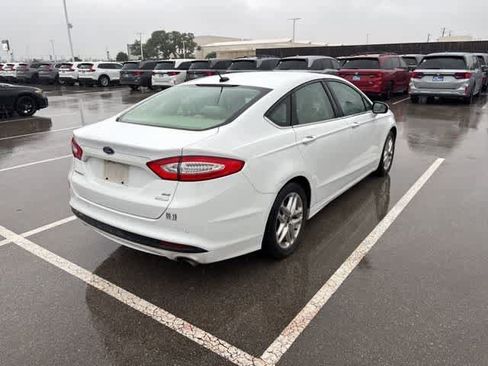 Used 2014 Ford Fusion SE image 5