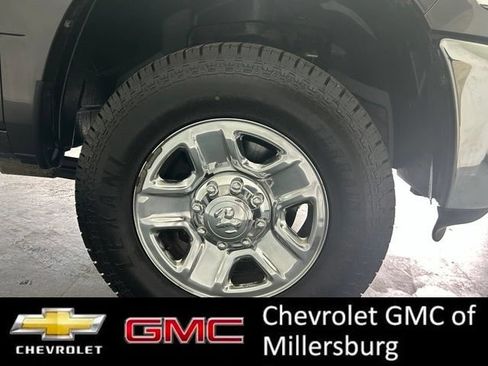Used 2016 RAM 2500 Tradesman w/ Chrome Appearance Group AWD/4WD image 11