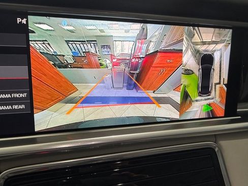 Used 2018 Porsche Panamera 4S w/ Sport Package image 32