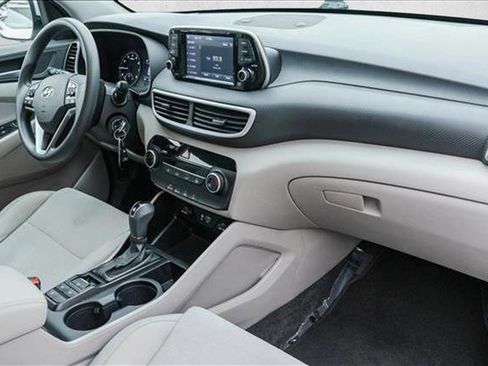 Used 2019 Hyundai Tucson SE image 28