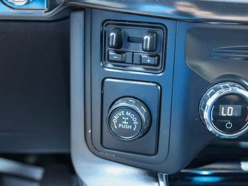 Used 2021 Ford F150 Platinum w/ Equipment Group 701A High image 34