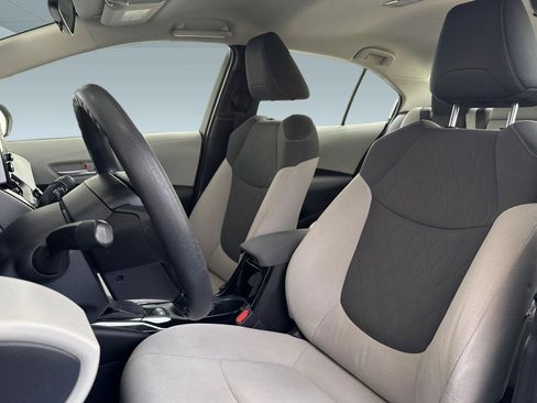 Used 2020 Toyota Corolla LE w/ LE Convenience Package FWD image 22